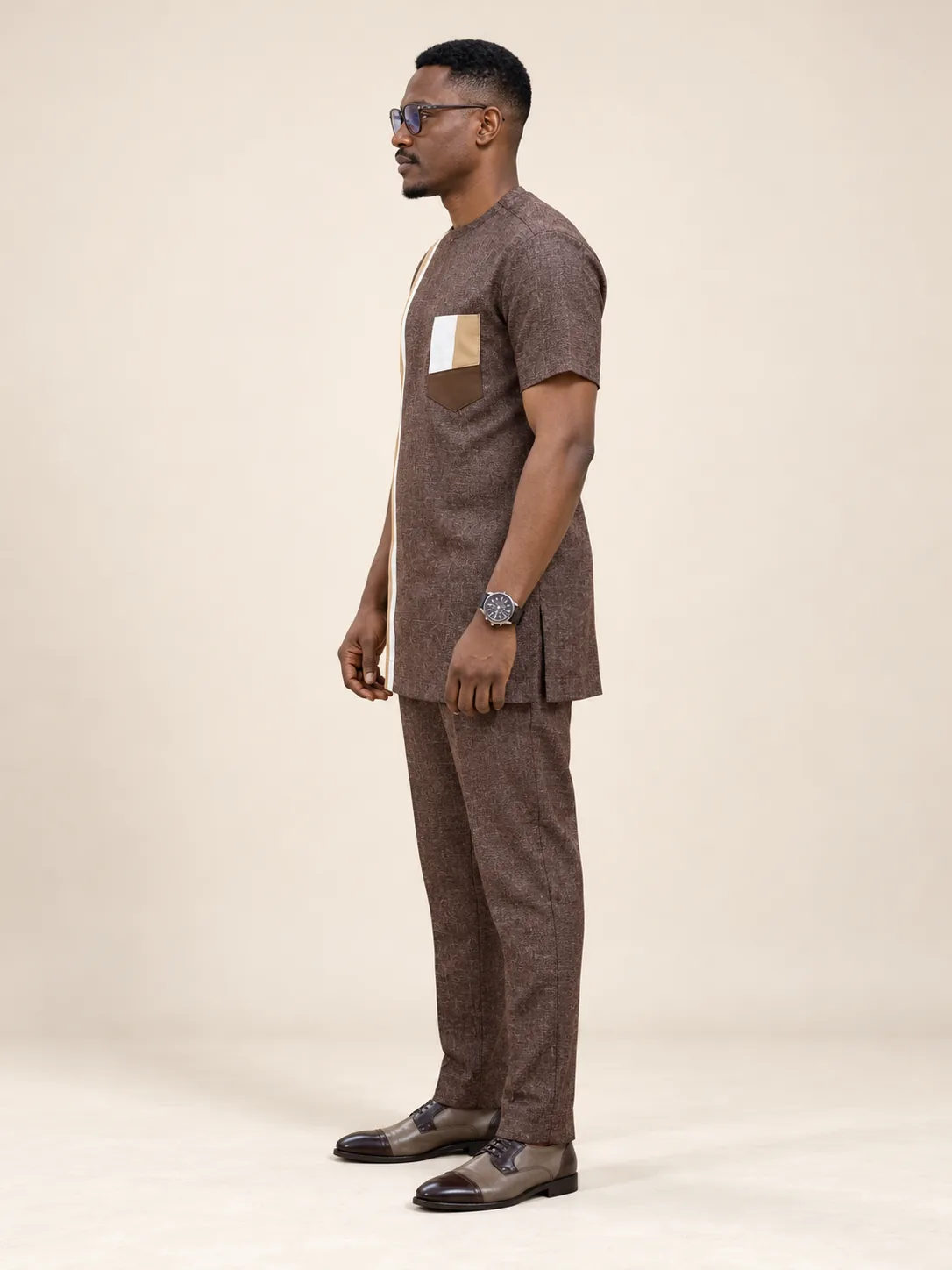 AI visualisation of the side view of the Luxury Dotse Set