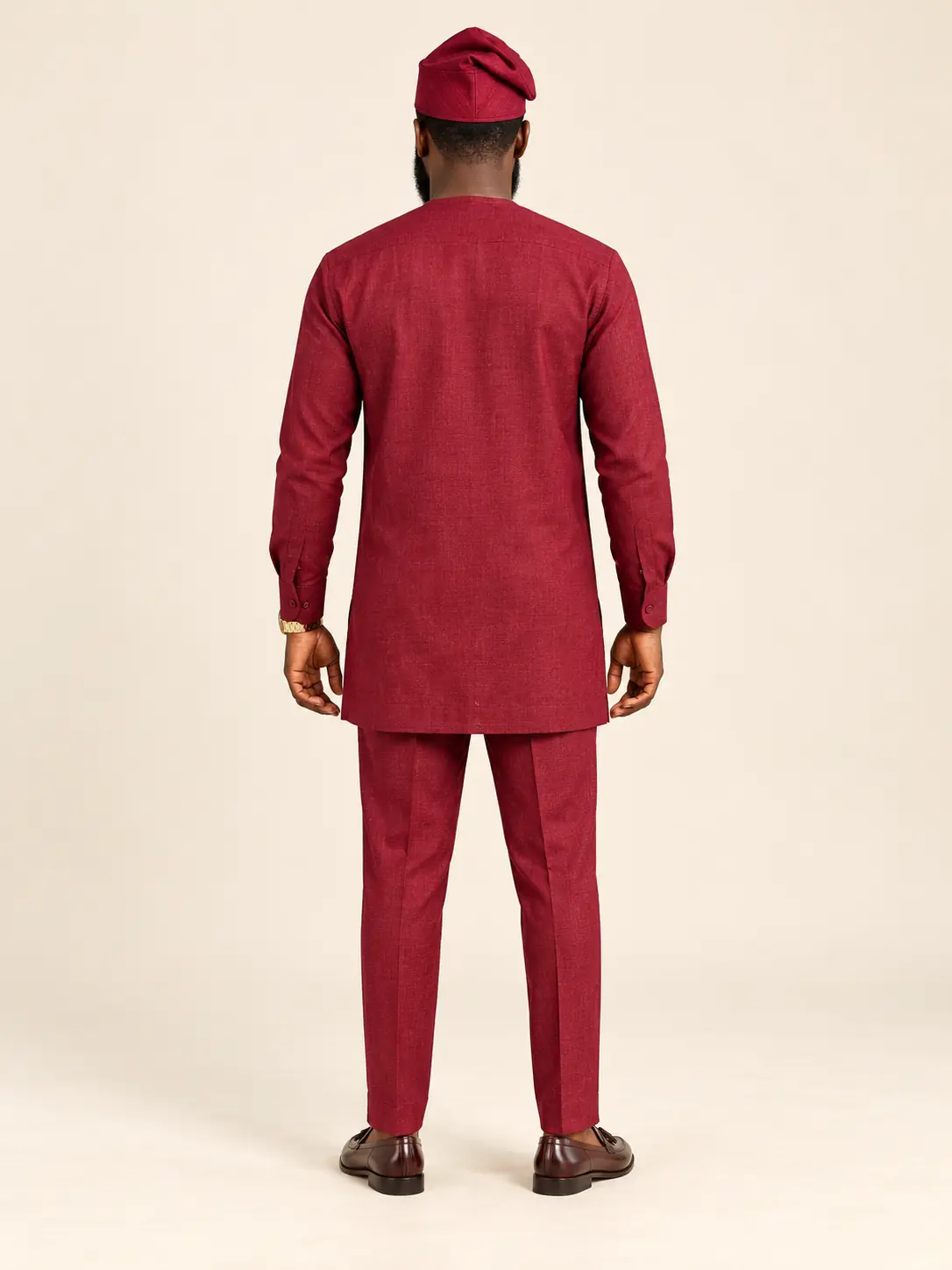 AI visualisation of the back view of the Ohene 2-Piece Set